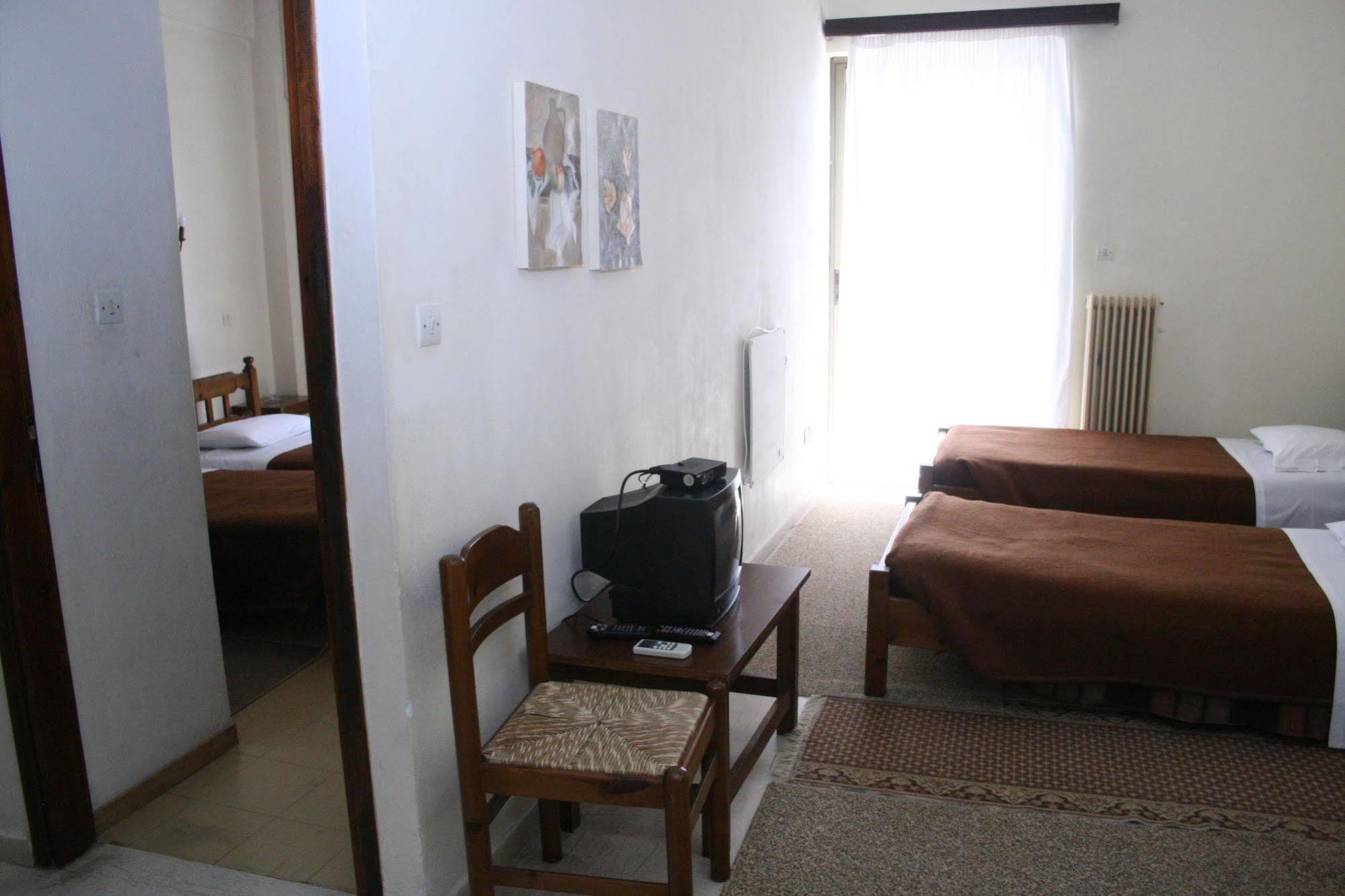 Aparthotel Iliahtides Amarynthos Exterior foto